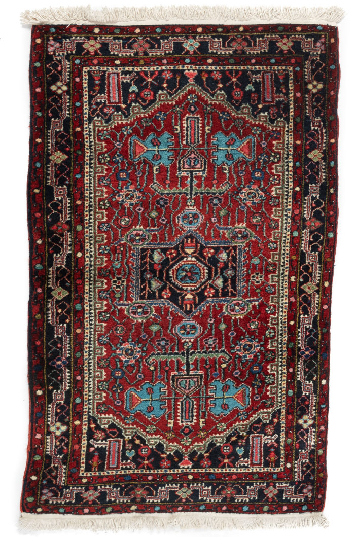 Antique Persian Hamadan 2'6"&times;4'1"